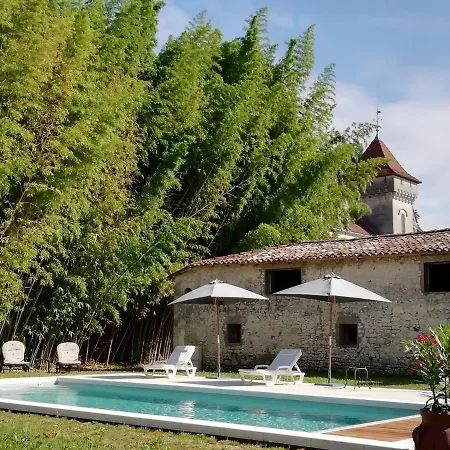 Chateau Des Salles Pensjonat 4*