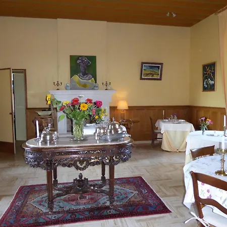 Pensjonat Chateau Des Salles