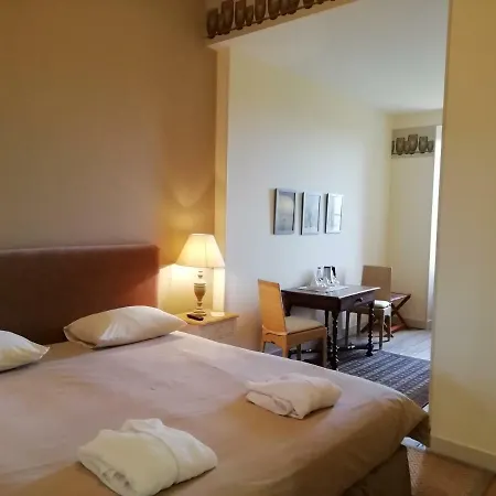 Chateau Des Salles 4* Saint-Fort-sur-Gironde