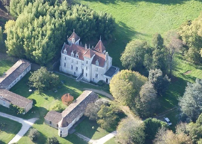 Chateau Des Salles 4* Saint-Fort-sur-Gironde