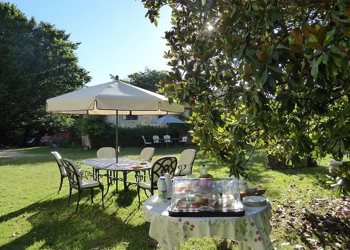 Pensión Chateau Des Salles