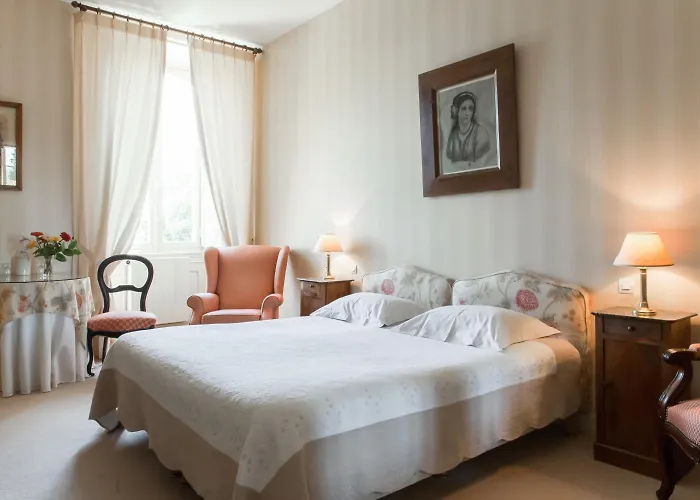 Pensión Chateau Des Salles 4*