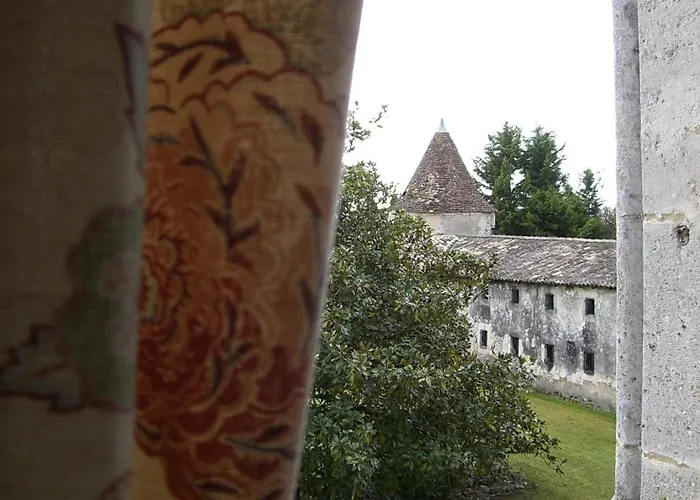 Chateau Des Salles 4* Saint-Fort-sur-Gironde