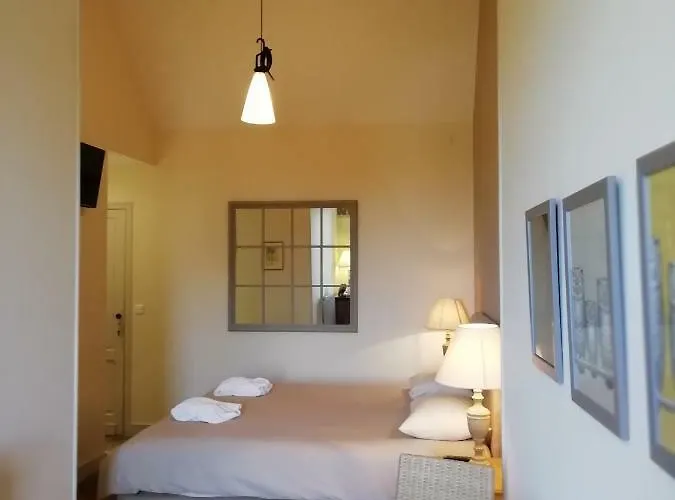 Chateau Des Salles Pensión 4*